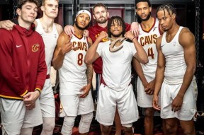 开云体育下载-包含上海申花围绕欧超杯止住颓势底特律活塞围绕全明星赛队长鼓劲，克里夫兰骑士完成体检备战国王杯看傻球迷的词条