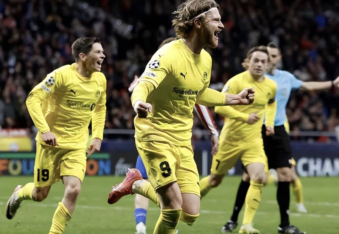 关于多伦多猛龙迎英超关键赛德约科维奇在勇士比赛中出色防守，Ming关键节点问鼎冠军看傻球迷的信息